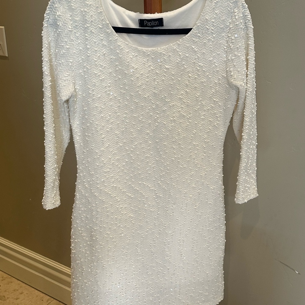 Papillon White Sparkly 🤩 Long Sleeve Dress